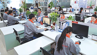 汽車中哪個部位使用彈簧是較多的？